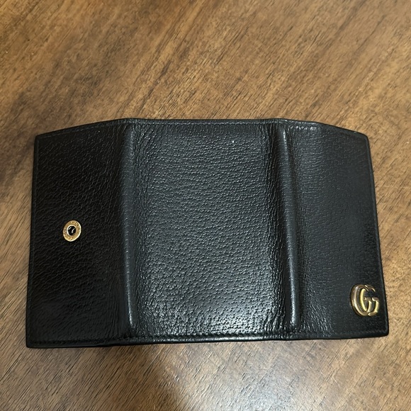 Gucci Key Holder 6 slots - Picture 4 of 8